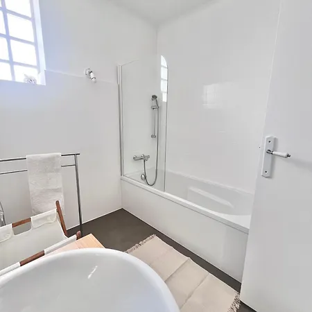 Ferienwohnung T2 - Proces - Parking Gratuit - Wifi Nantes Exterior foto